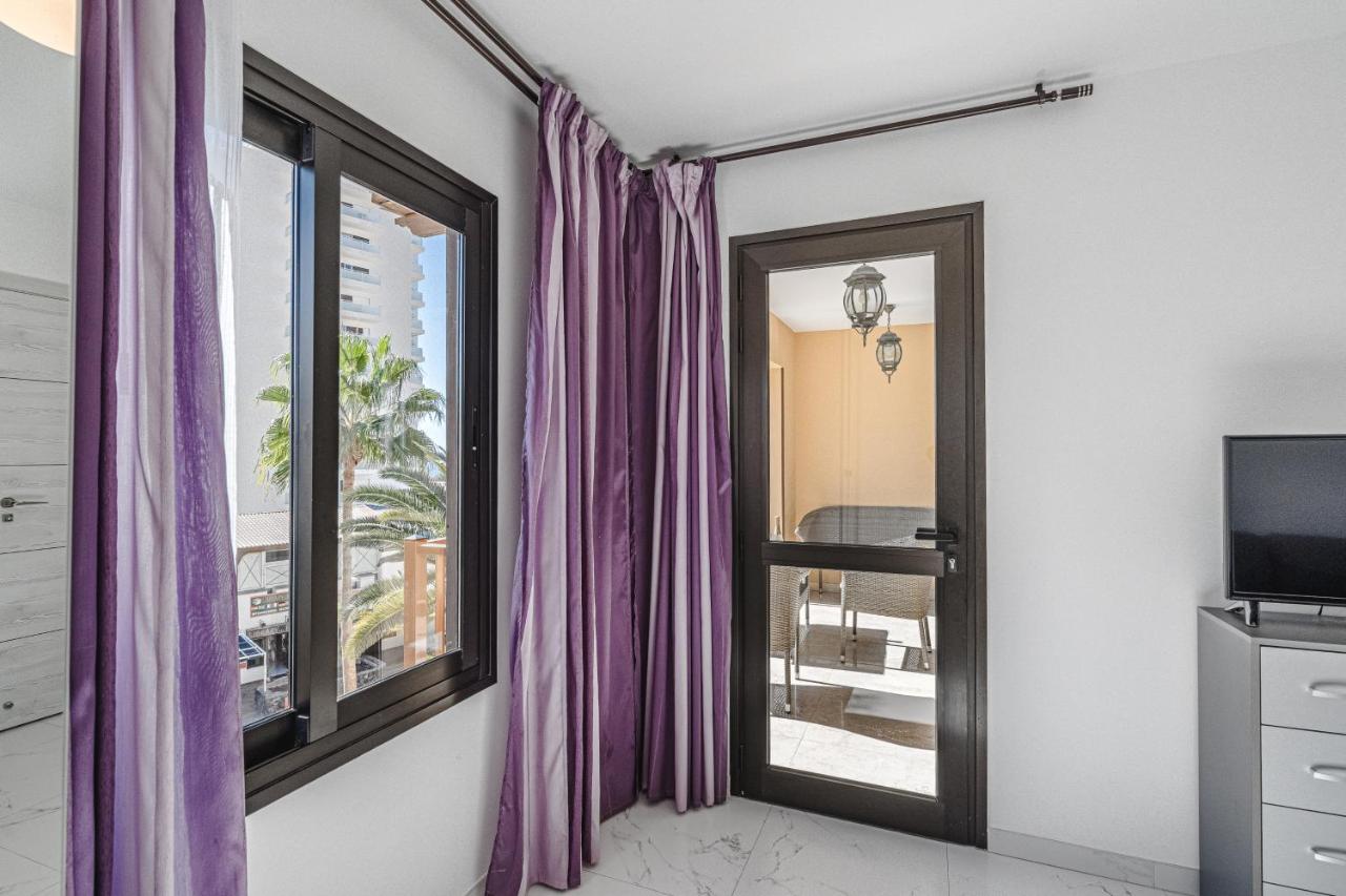 פלאייה דה לאס אמריקס Amazing 3 Bedroom Apartment On The First Line Of The Best Las Americas Beach, Air Conditioner And Terrace Ocean View מראה חיצוני תמונה